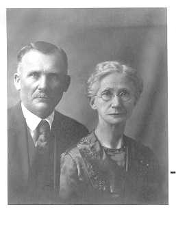 Thomas and Julia (McCallson) Christianson in later years, circa 1920's